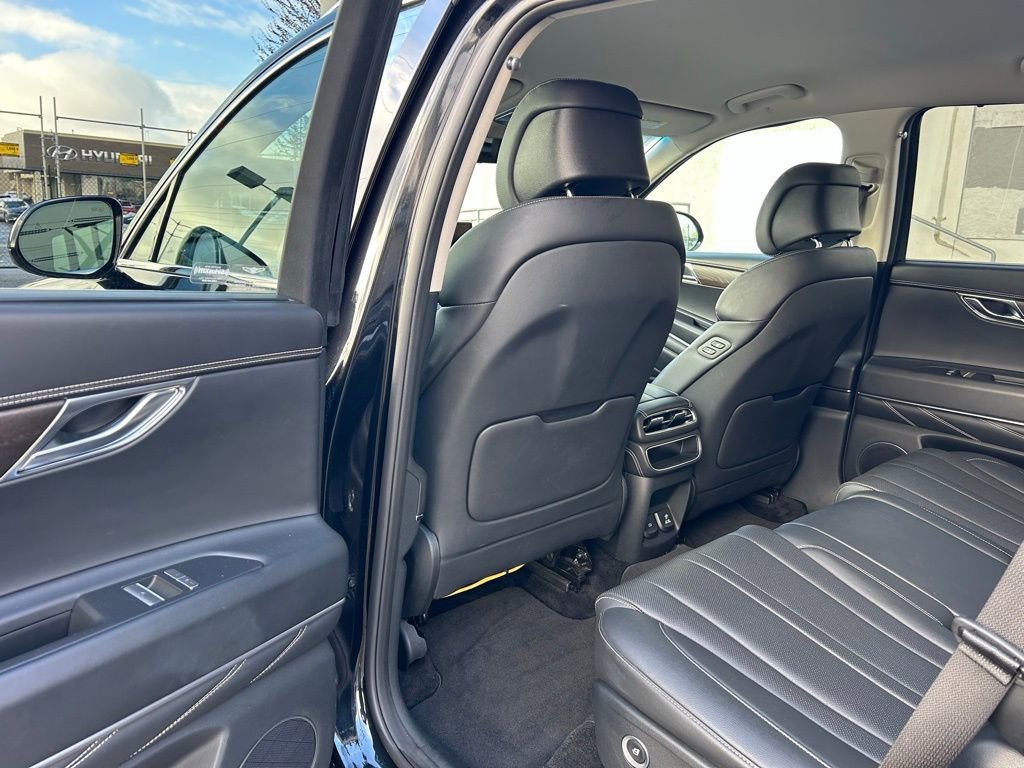 Used 2024 Genesis GV80 2.5T image 11