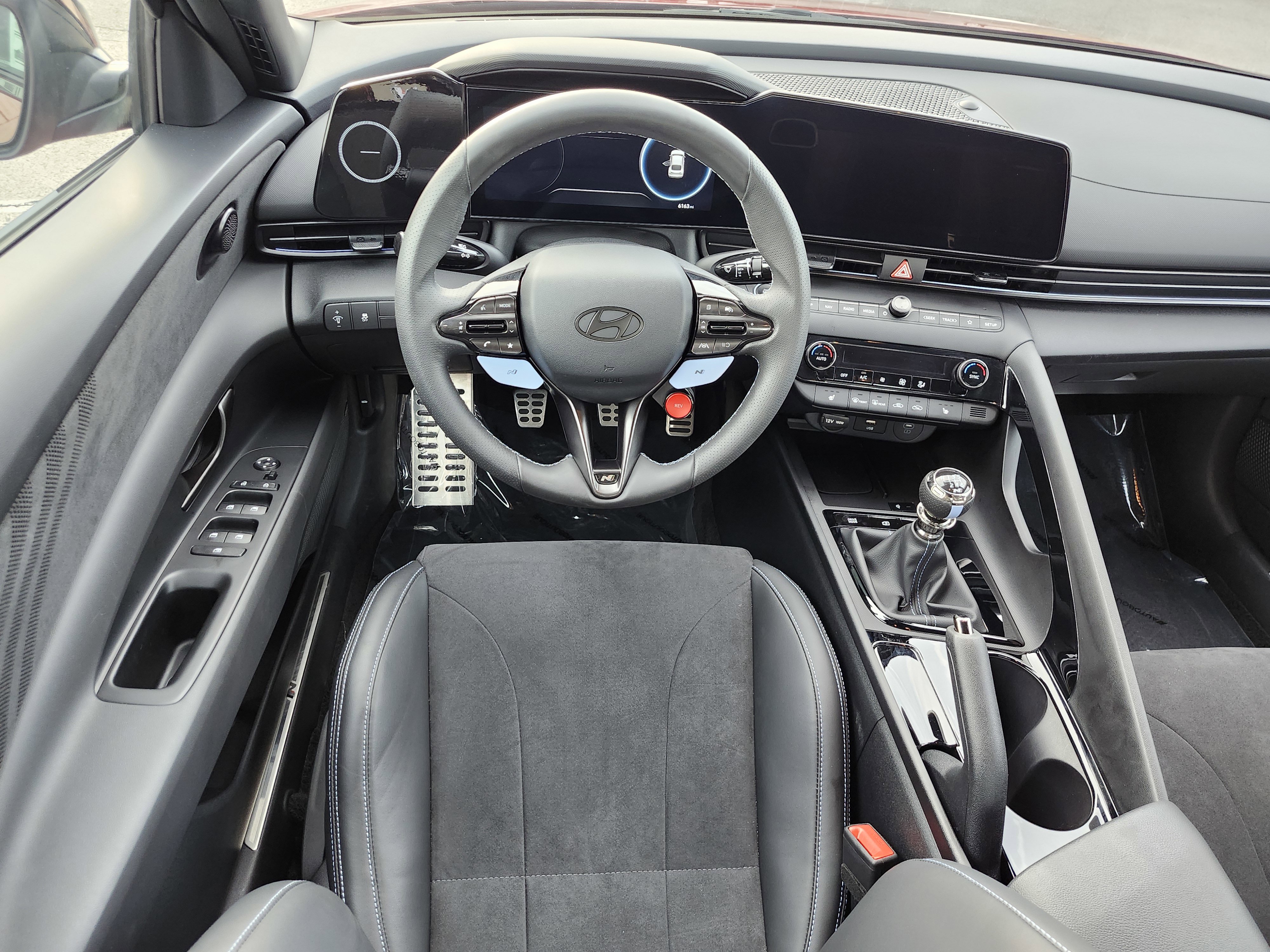 Used 2025 Hyundai Elantra N FWD image 28