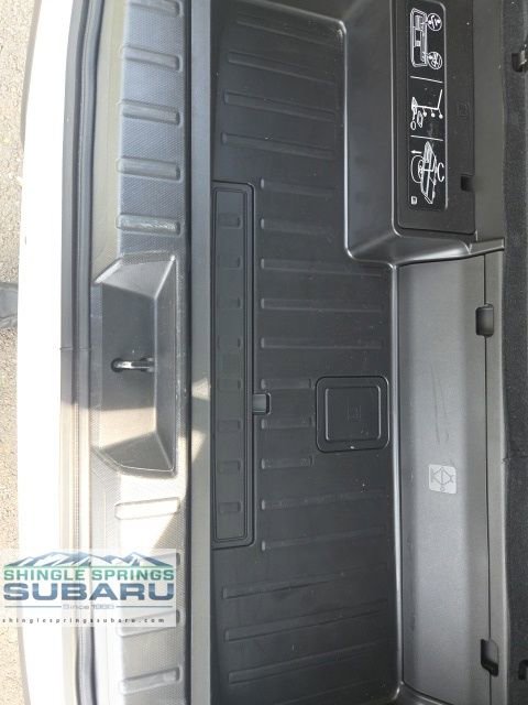 Certified 2025 Subaru Ascent Premium AWD/4WD image 19