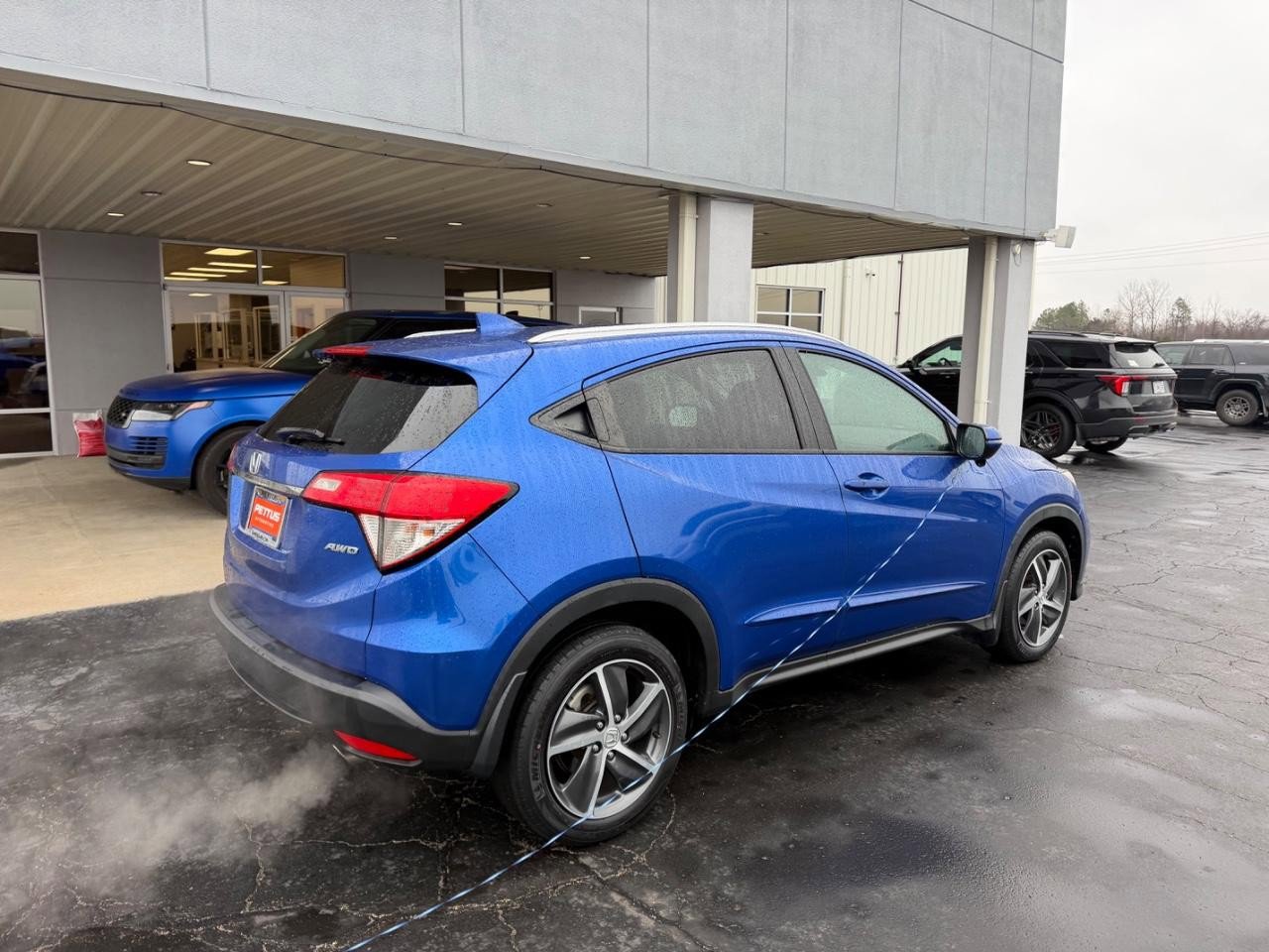 Used 2022 Honda HR-V EX image 3