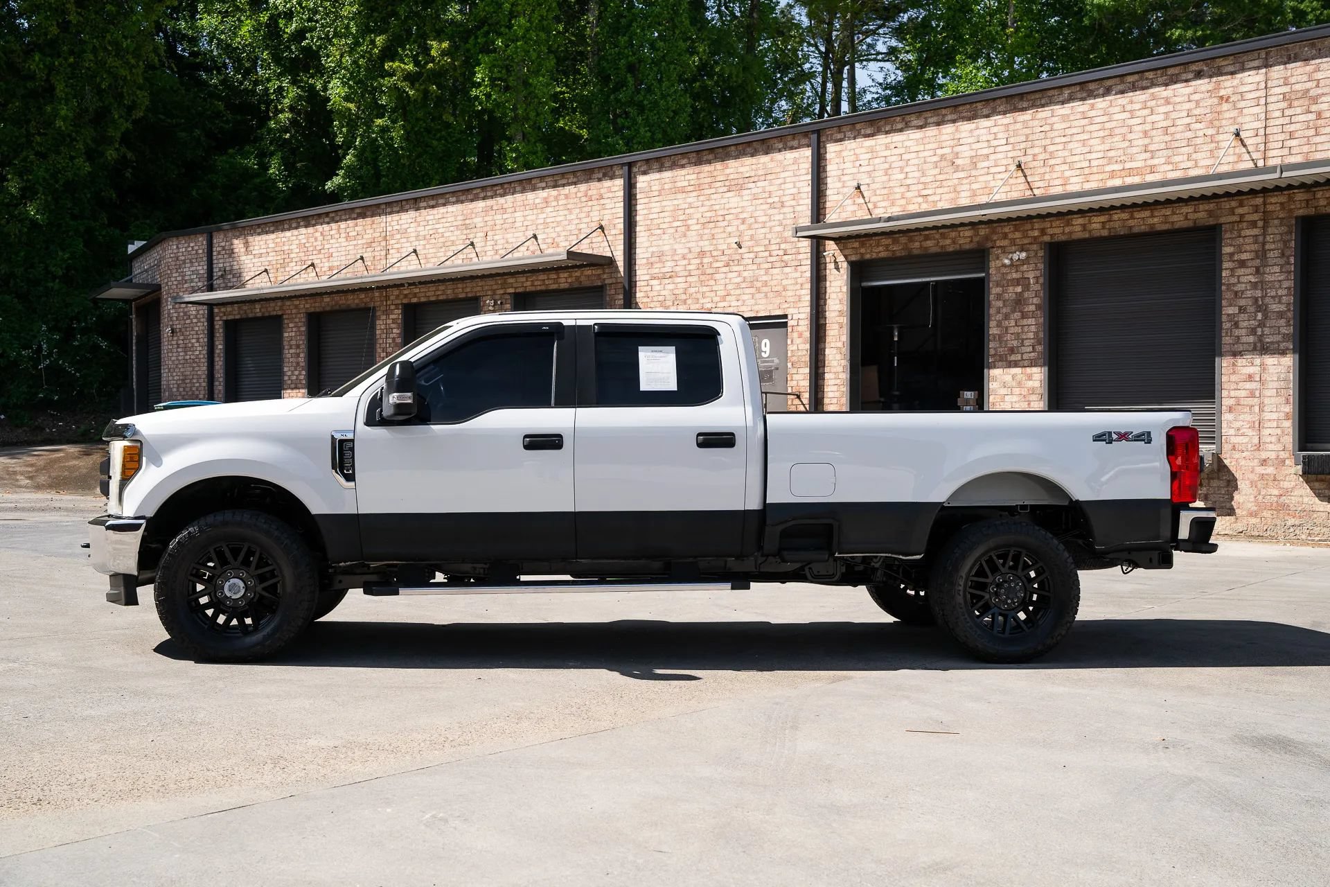 Used 2017 Ford F350 XL w/ Power Equipment Group AWD/4WD image 5