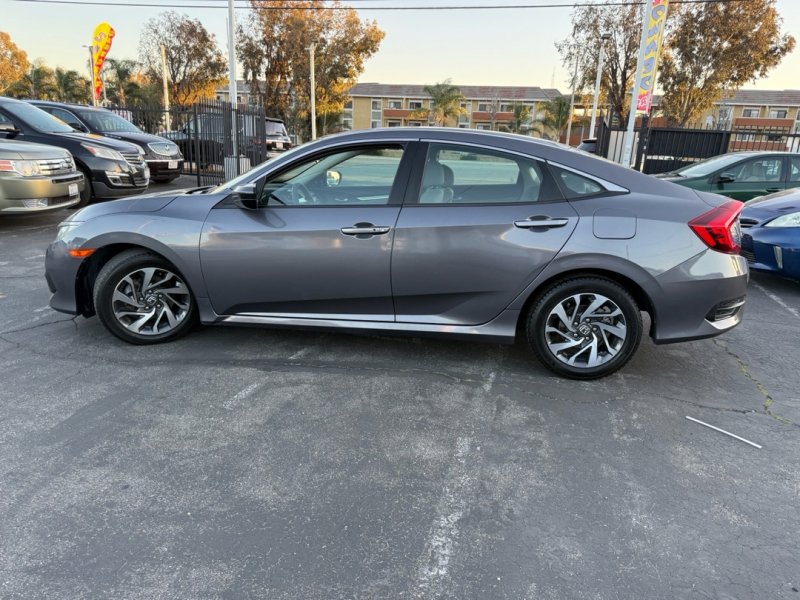 Used 2016 Honda Civic EX image 11