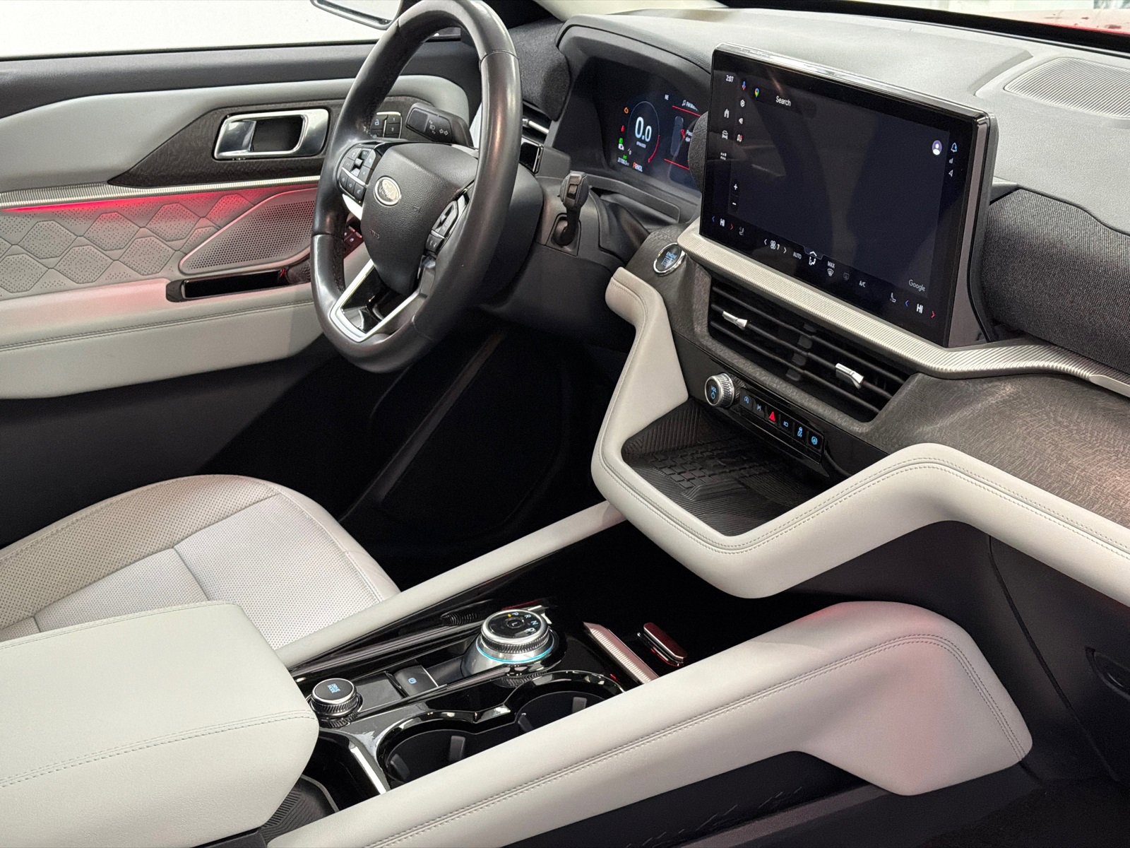 Used 2025 Ford Explorer Platinum w/ Ultimate Package image 10