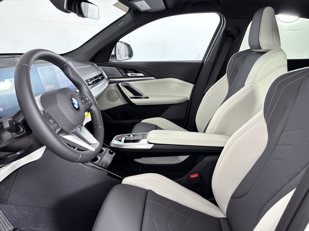 New 2027 BMW X2 xDrive28i w/ Technology Package AWD/4WD image 5