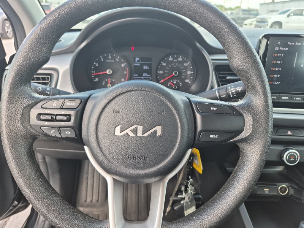 Used 2023 Kia Rio LX FWD image 21