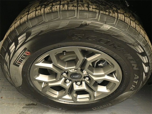 New 2026 Ford Expedition Active image 17