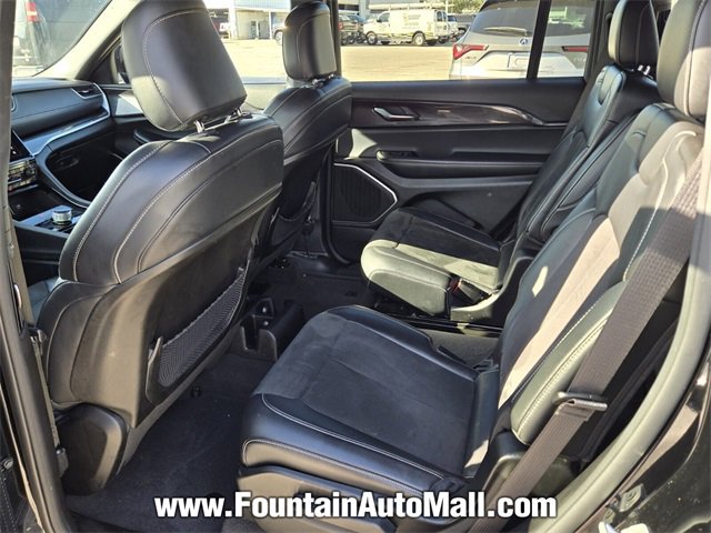 Used 2022 Jeep Grand Cherokee L Laredo image 8