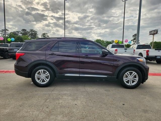 Used 2022 Ford Explorer XLT RWD image 4