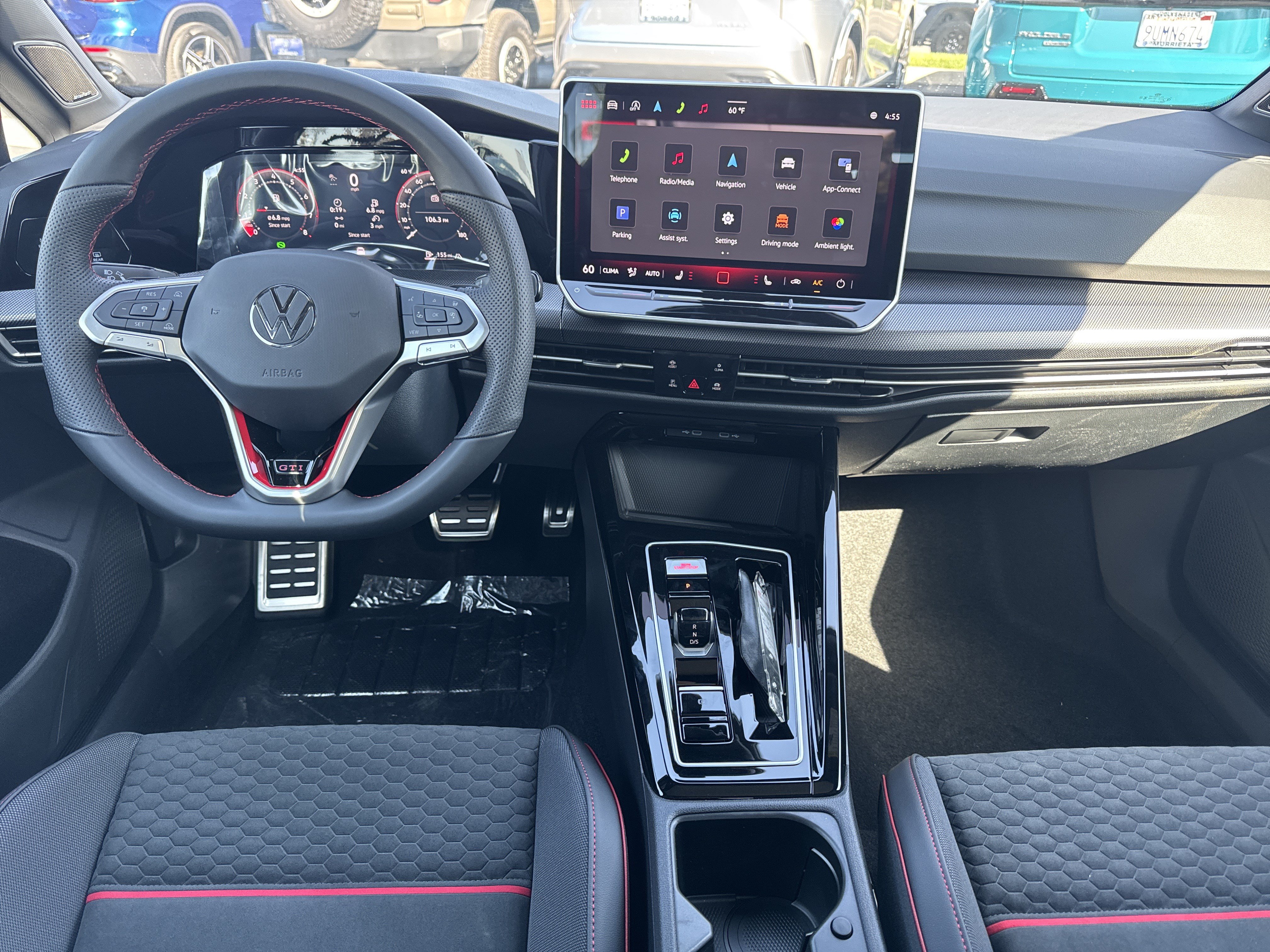 New 2026 Volkswagen Golf SE FWD image 17