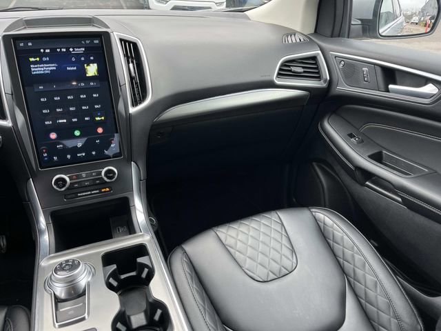 Certified 2024 Ford Edge Titanium AWD/4WD image 15