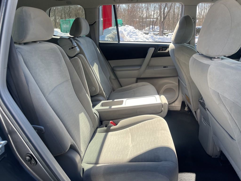 Used 2012 Toyota Highlander 4WD w/ Tech Pkg image 17