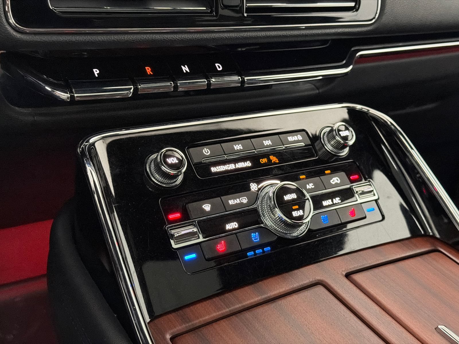 Certified 2023 Lincoln Navigator L Reserve AWD/4WD image 30