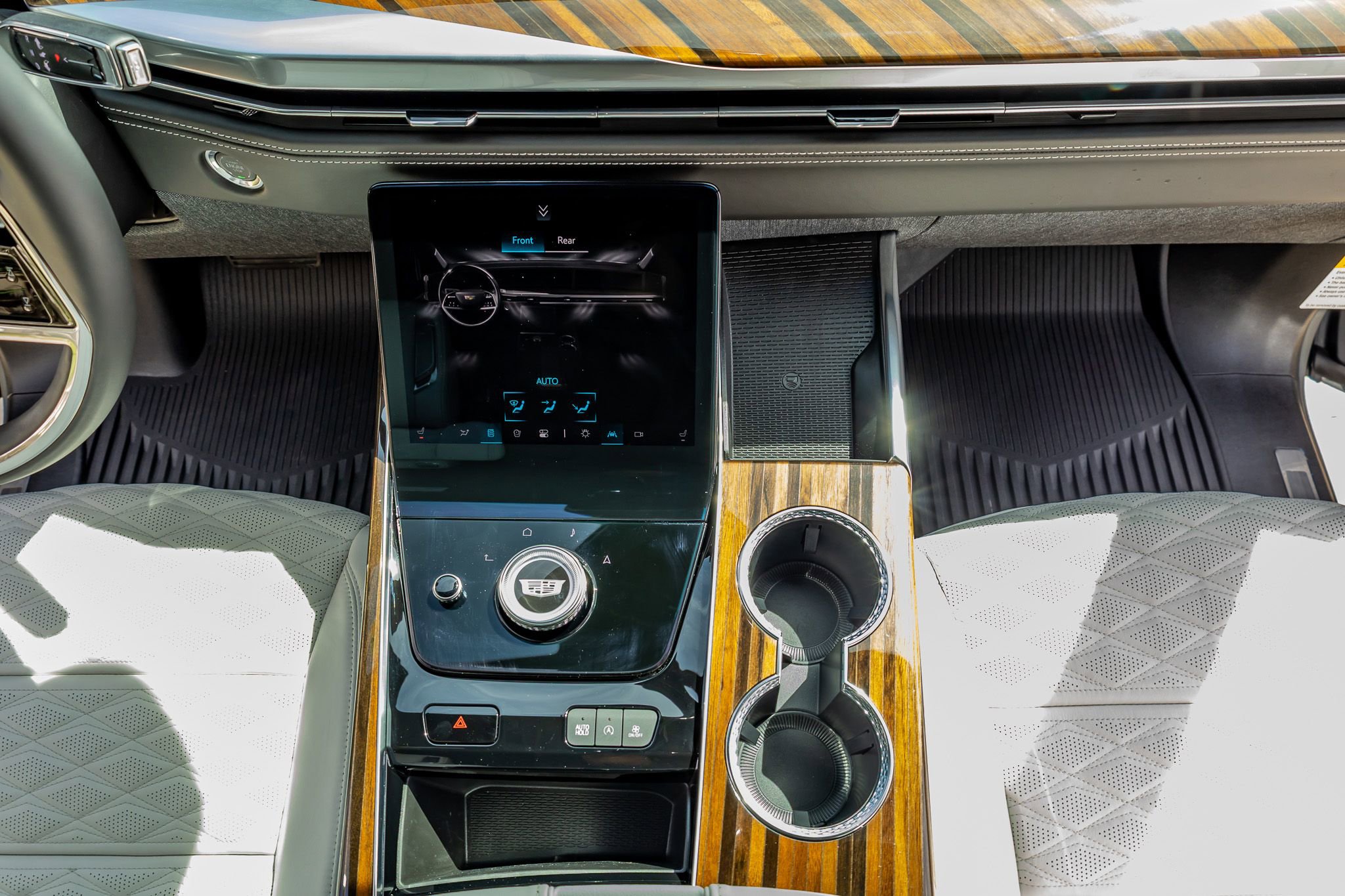 Used 2026 Cadillac Escalade Platinum Sport w/ LPO, ONYX Package image 28