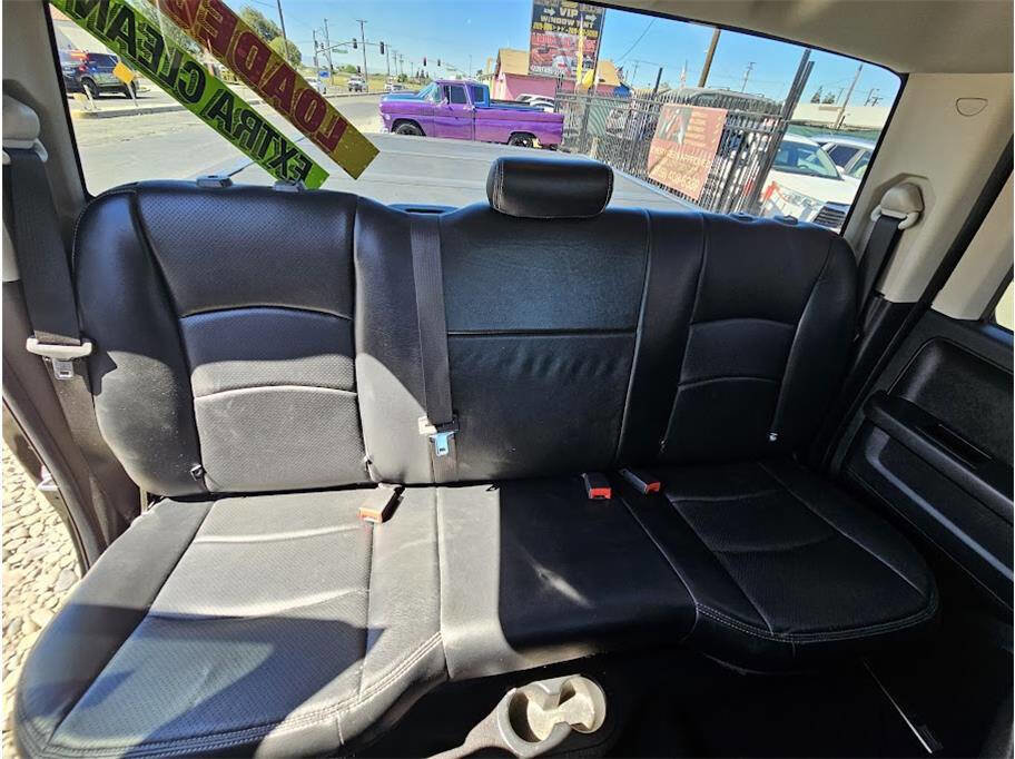 Used 2013 RAM 1500 Express RWD image 19