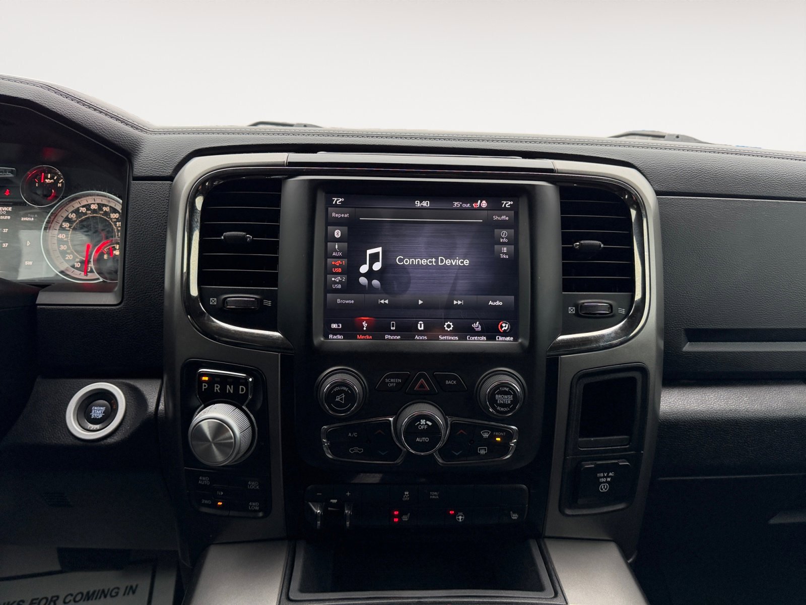 Used 2018 RAM 1500 Sport w/ Sport Premium Group image 11