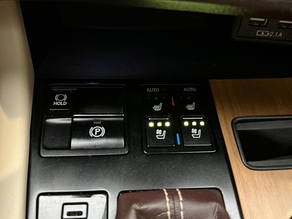 Used 2020 Lexus RX 350 AWD w/ Premium Package image 32