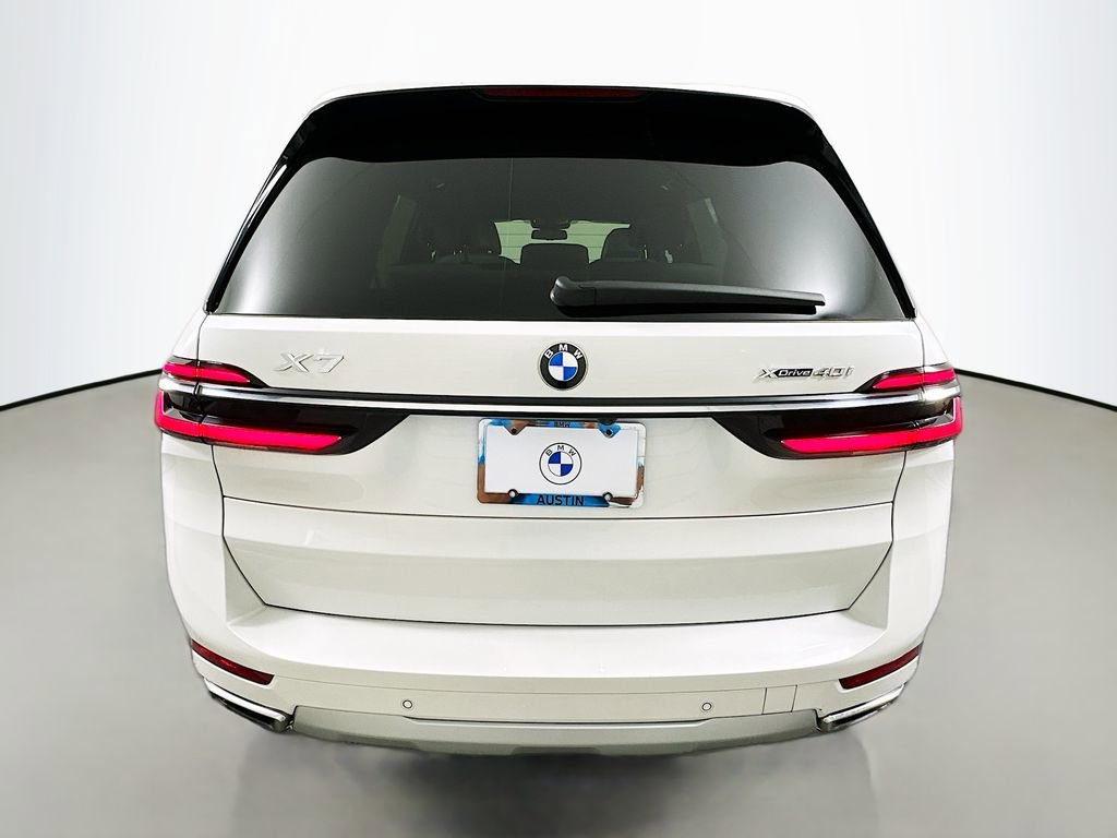Used 2023 BMW X7 xDrive40i w/ Parking Assistance Package image 6