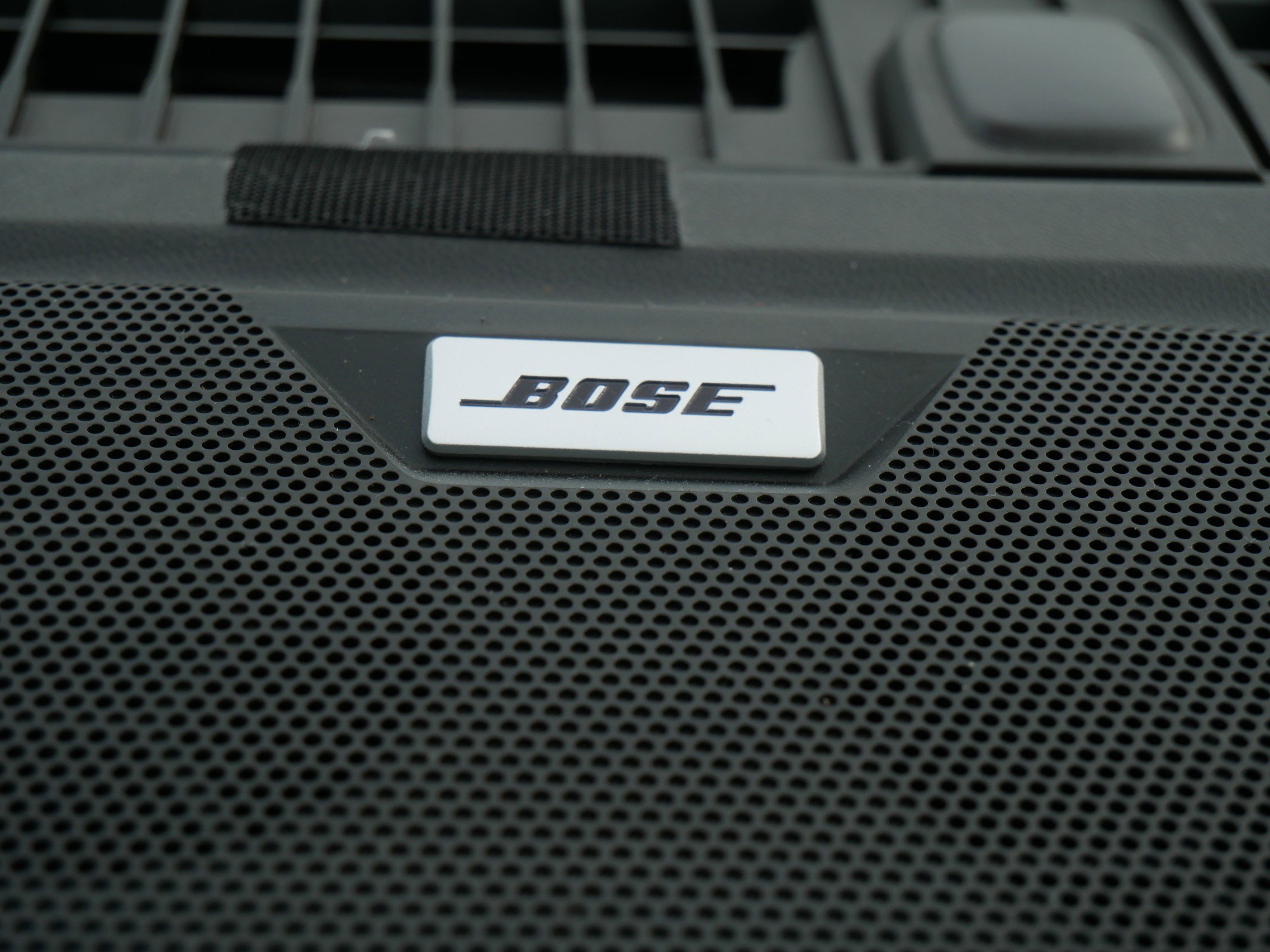 Used 2024 Chevrolet Colorado Z71 w/ Z71 Convenience Package 2 image 34