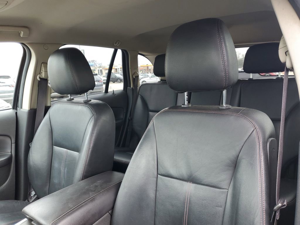Used 2013 Ford Edge SEL image 11