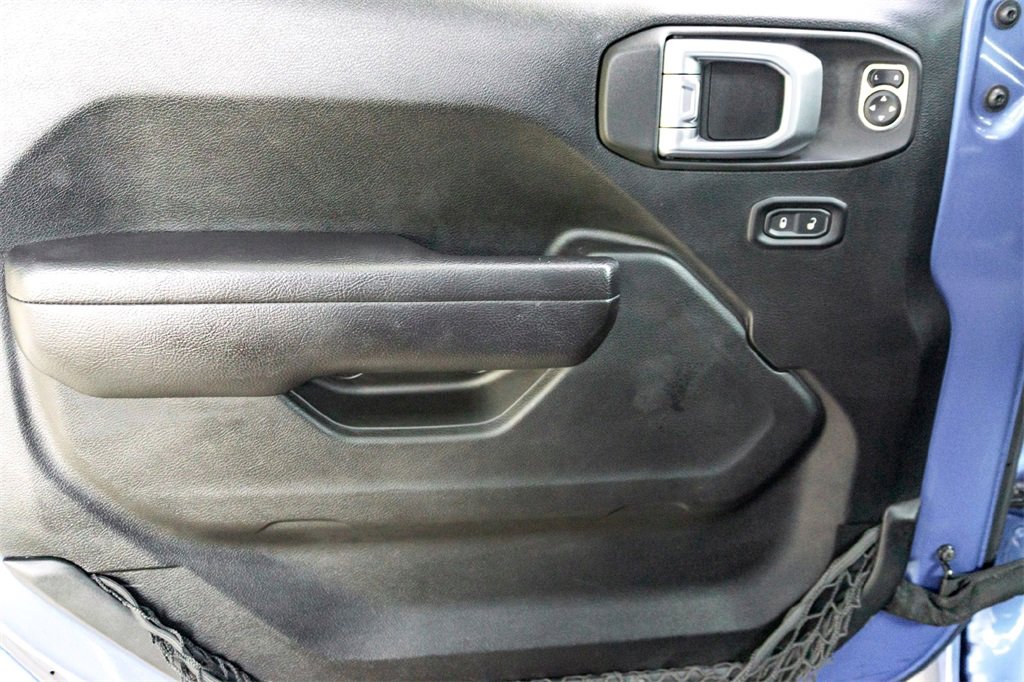 Used 2022 Jeep Wrangler Unlimited Rubicon 4xe image 10