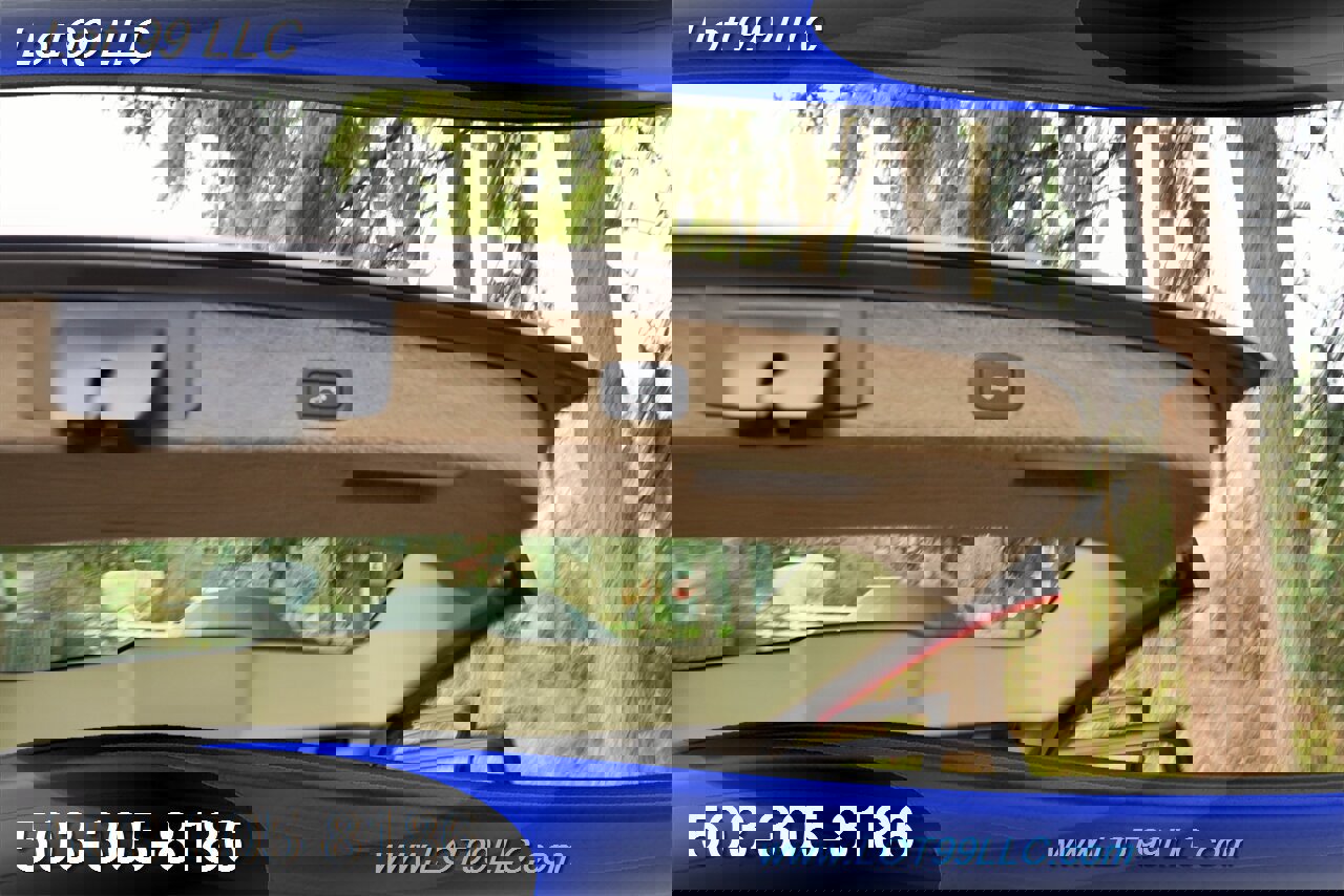 Used 2010 Volvo XC70 T6 image 31