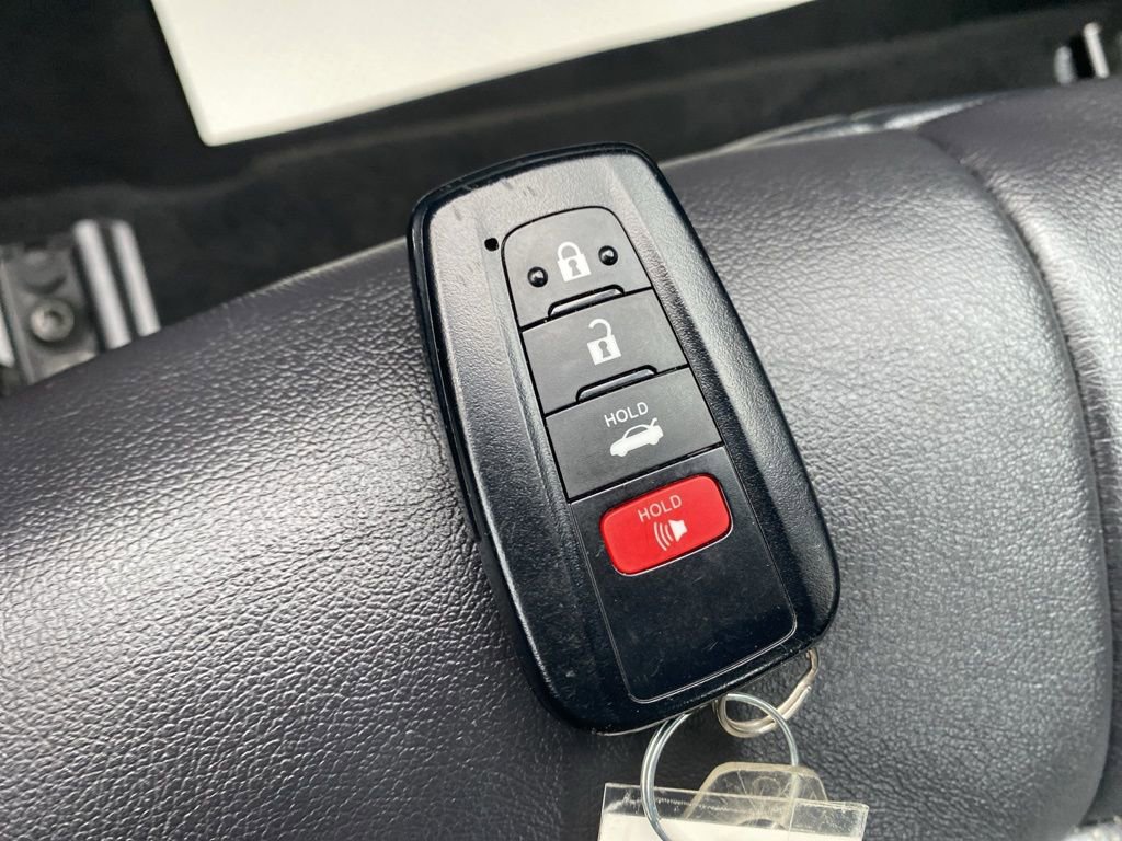 Used 2023 Toyota Camry XSE image 26