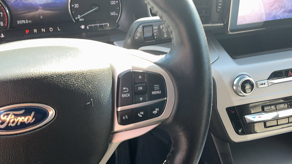 Certified 2023 Ford Explorer XLT RWD image 28