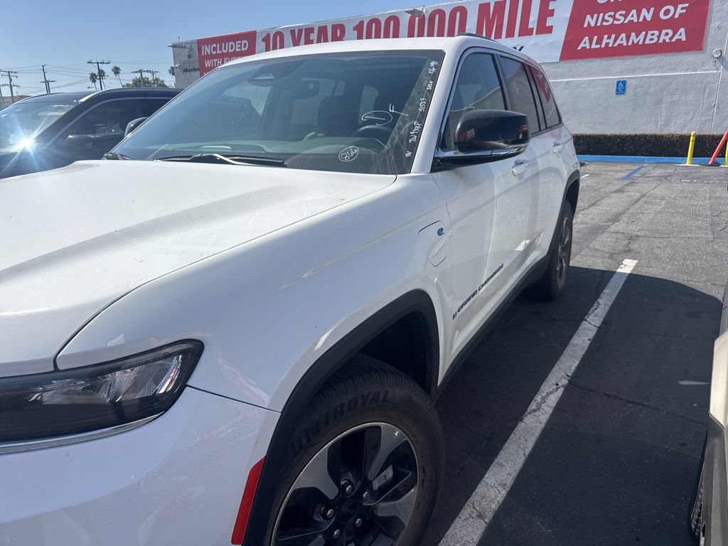 Used 2024 Jeep Grand Cherokee Limited 4xe AWD/4WD image 2