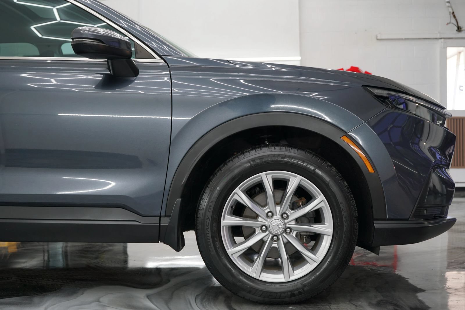 Used 2023 Honda CR-V EX-L image 4
