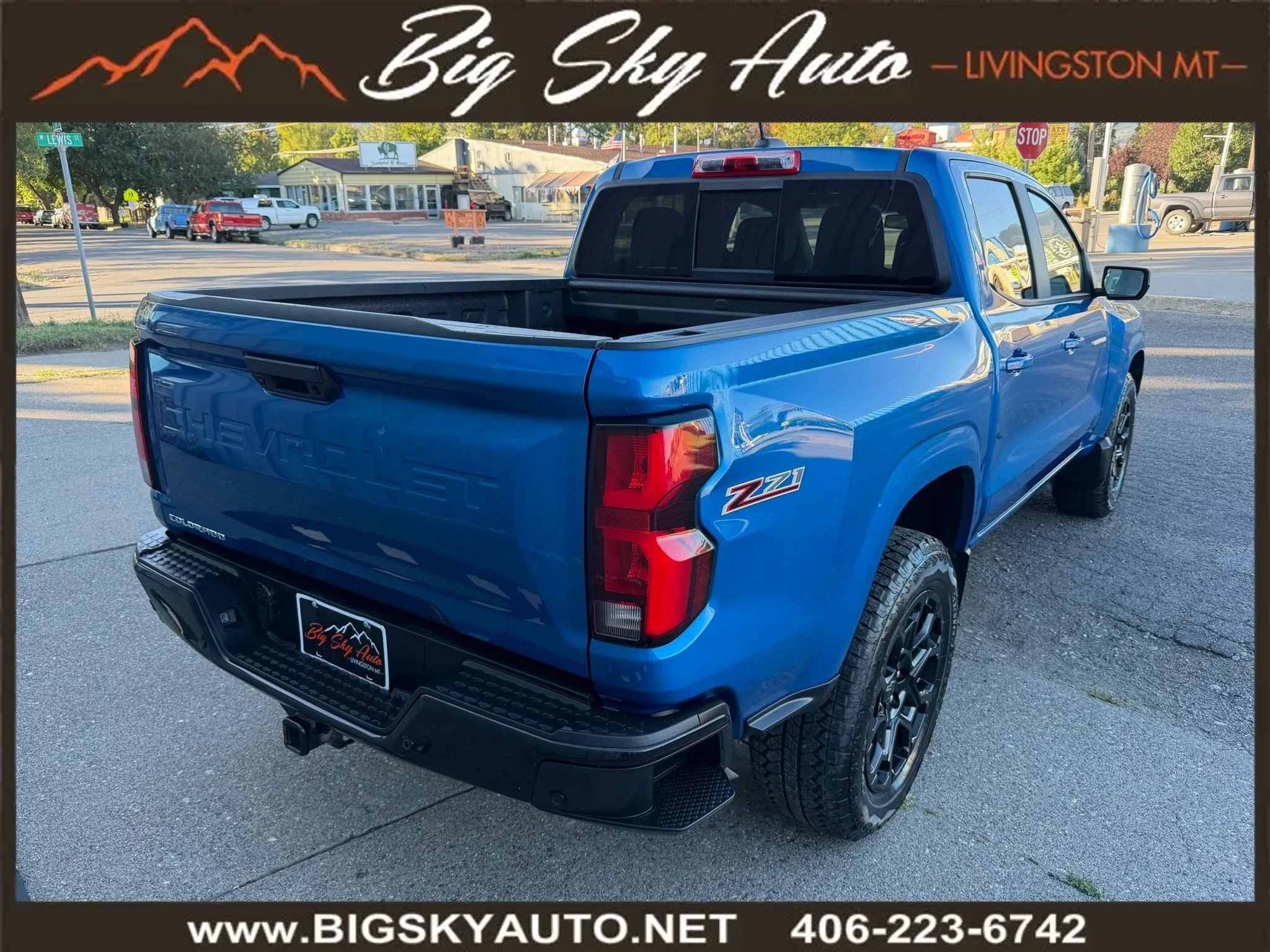 Used 2023 Chevrolet Colorado Z71 w/ Z71 Convenience Package 2 AWD/4WD image 7