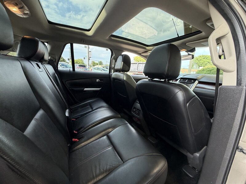 Used 2013 Ford Edge Limited FWD image 12