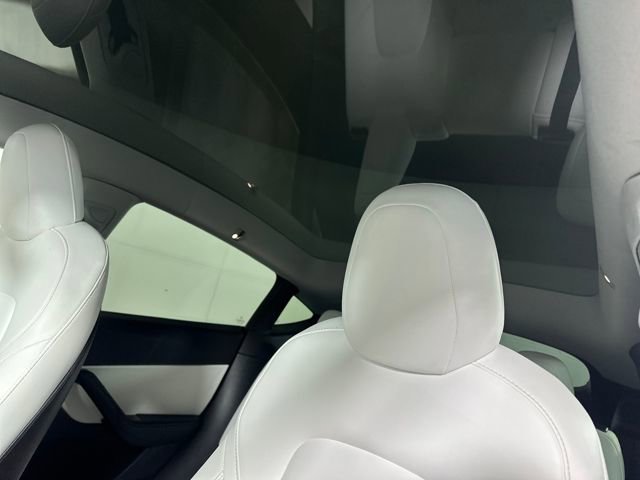 Used 2021 Tesla Model Y 2WD image 12