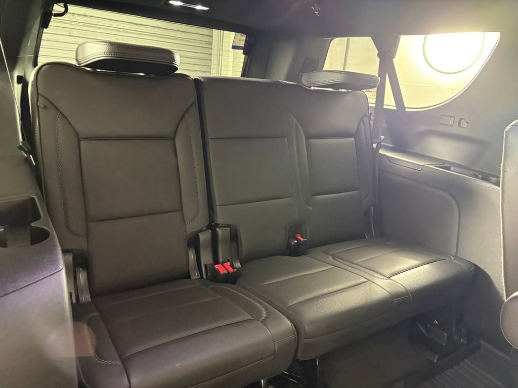 Used 2025 GMC Yukon XL Denali w/ Sun & Power Step Package image 35