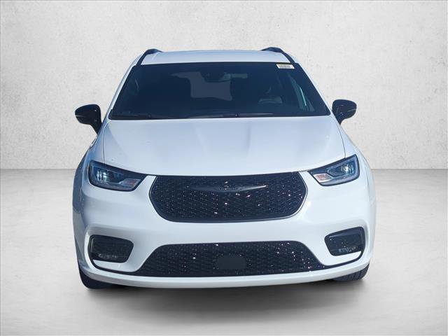 New 2026 Chrysler Pacifica Select w/ S Appearance Package image 5