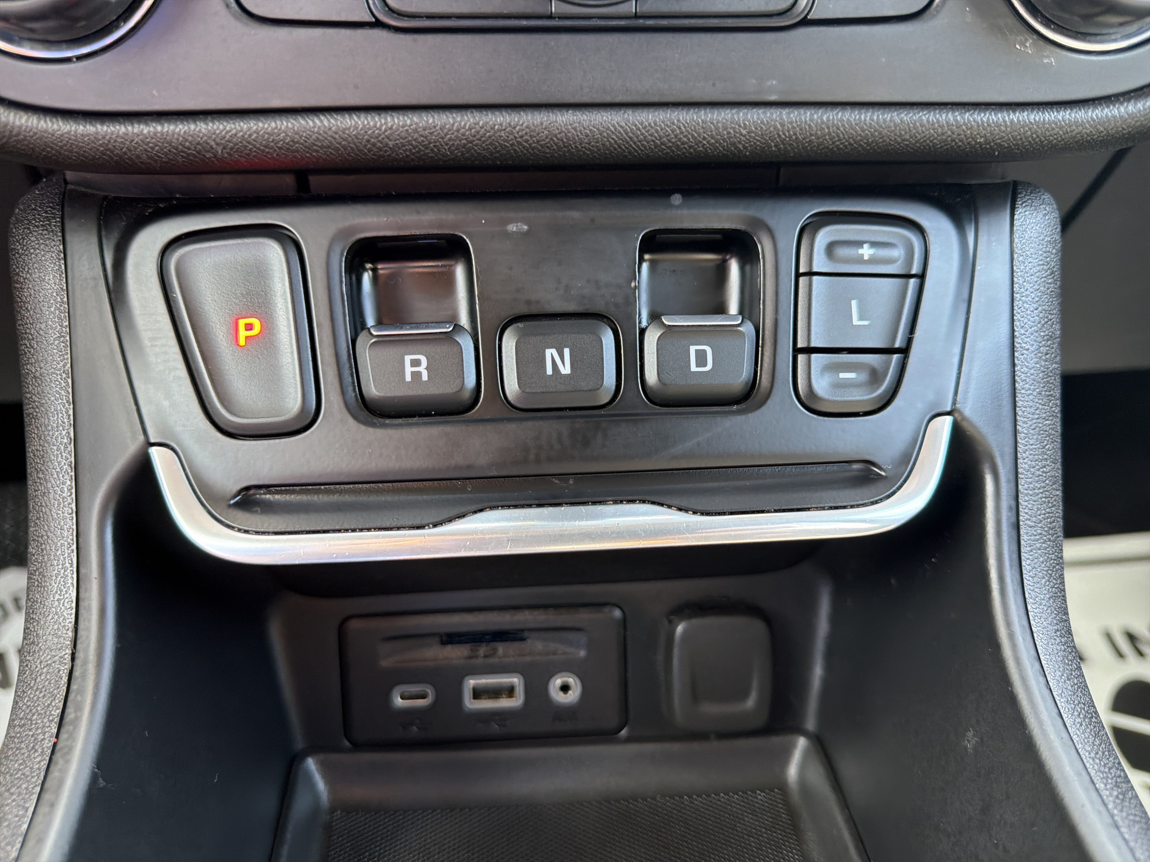 Used 2020 GMC Terrain SLT w/ Preferred Package AWD/4WD image 23