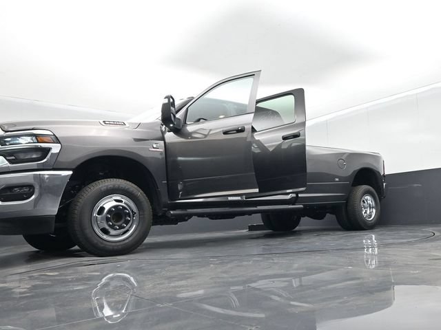 New 2026 RAM 3500 Tradesman AWD/4WD image 70
