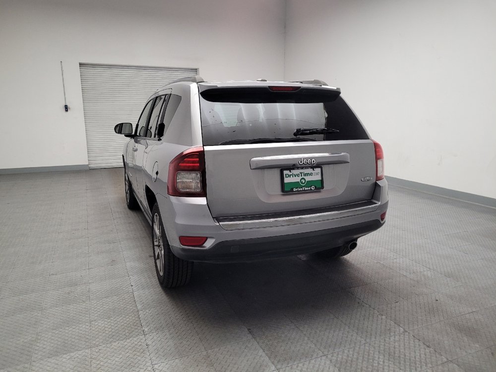 Used 2016 Jeep Compass High Altitude FWD image 6