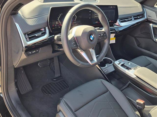 New 2026 BMW X2 xDrive28i w/ Technology Package AWD/4WD image 3