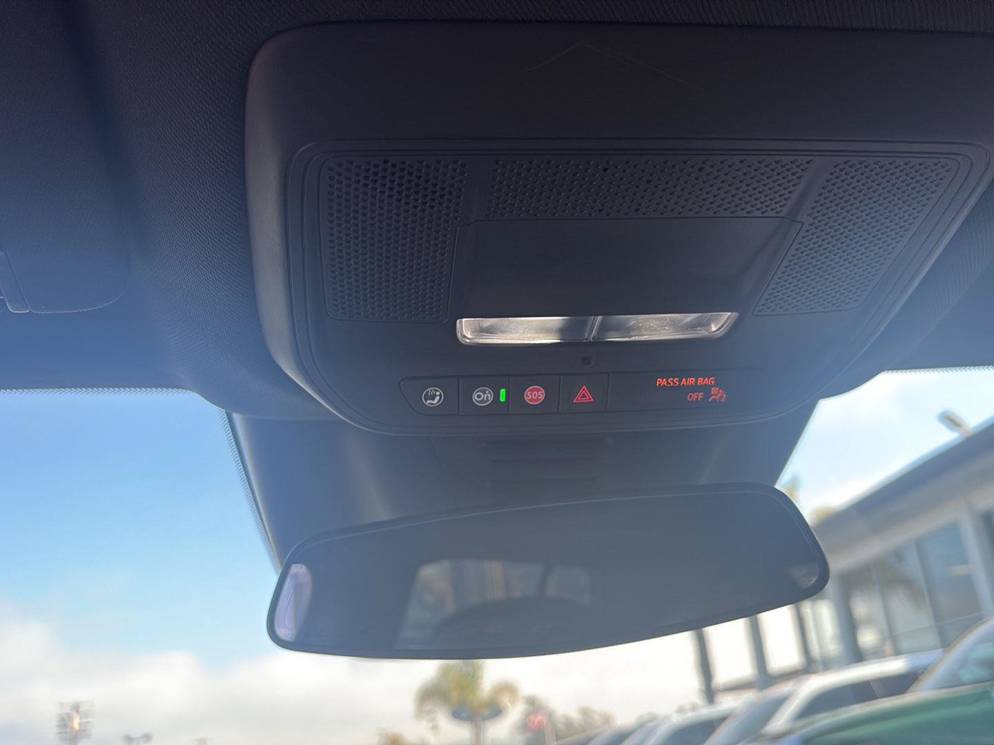 Used 2024 Chevrolet Equinox EV RS FWD image 26