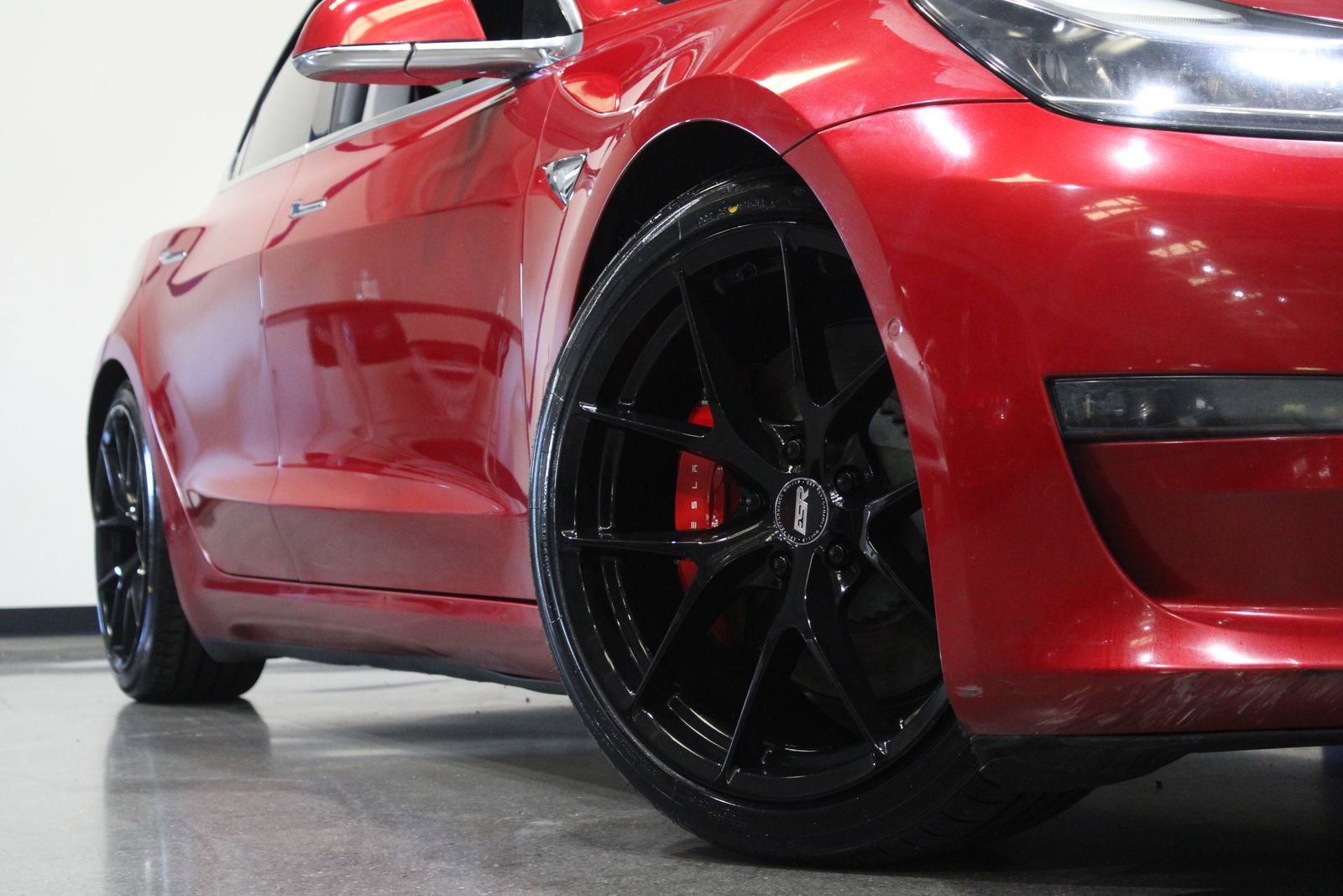 Used 2020 Tesla Model 3 Performance image 3