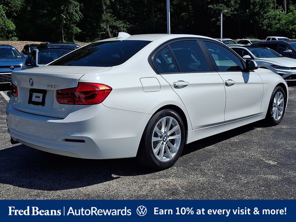Used 2018 BMW 320i Sedan RWD image 7