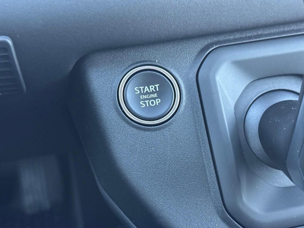 Certified 2025 Land Rover Defender 90 S image 19