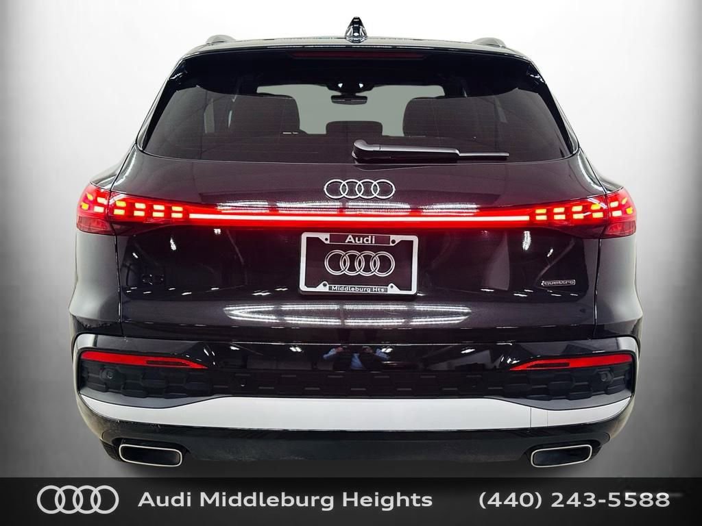 Certified 2025 Audi Q5 Premium w/ Convenience Package image 8
