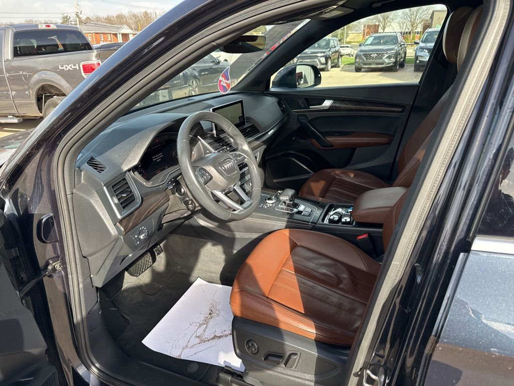 Used 2020 Audi Q5 2.0T Premium Plus w/ Premium Plus Package image 27