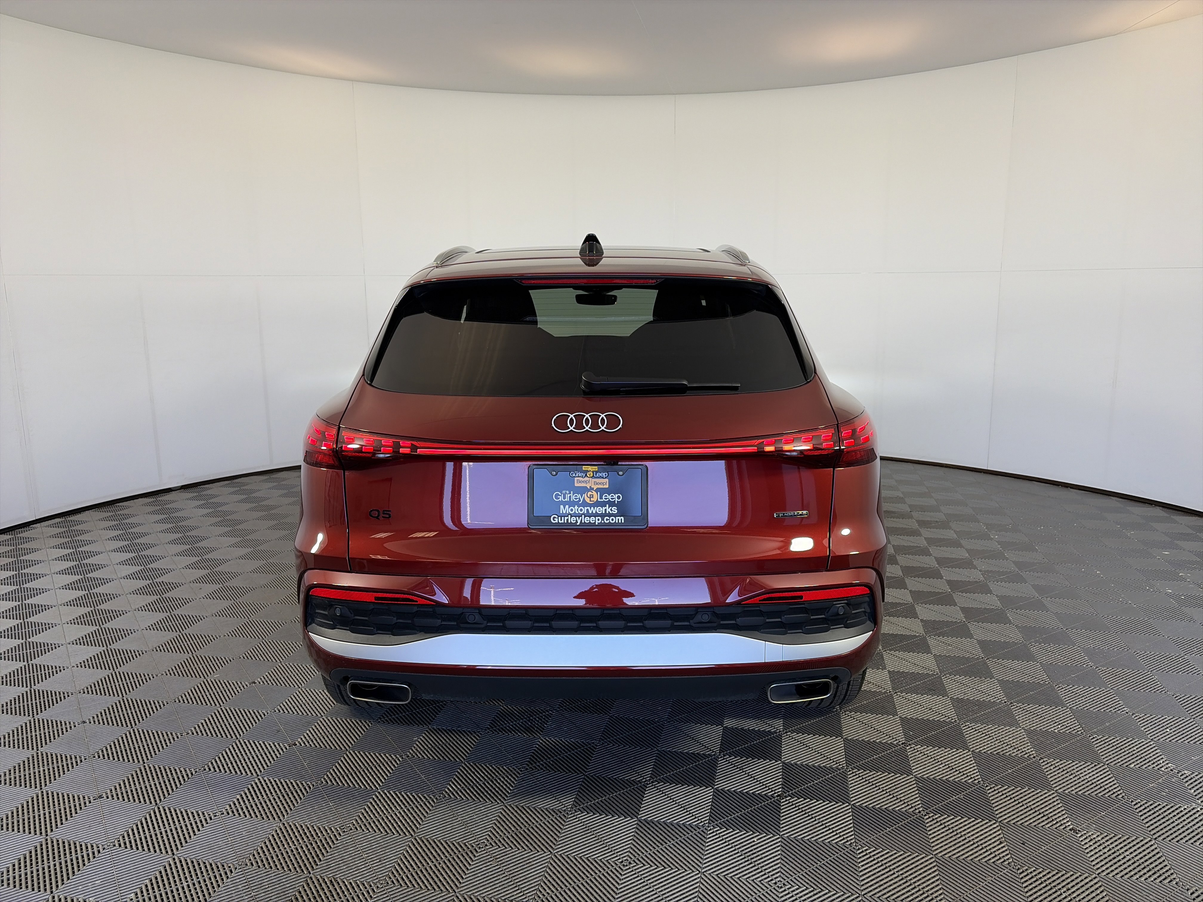 Used 2025 Audi Q5 Premium Plus w/ Premium Plus image 9