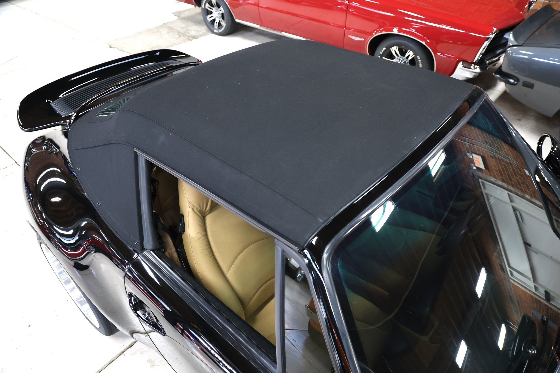 Used 1995 Porsche 911 Cabriolet image 23