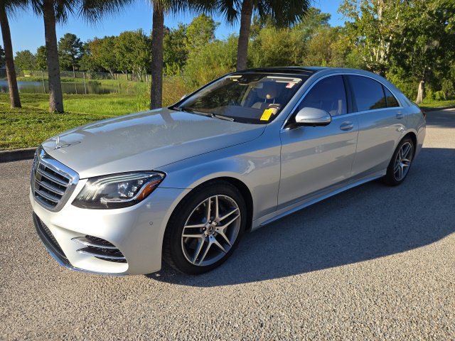 Used 2019 Mercedes-Benz S 560 4MATIC Sedan image 1