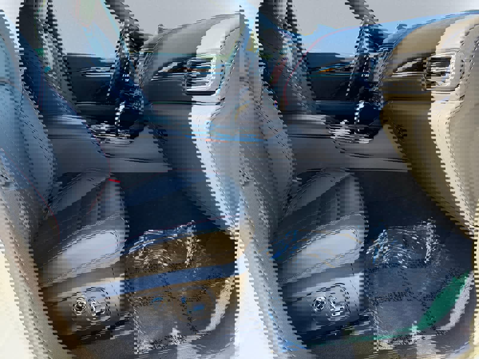 Used 2024 Maserati Levante GT Ultima image 21