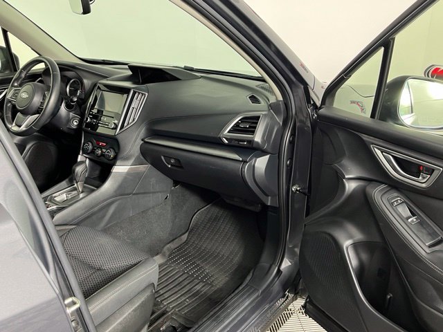 Used 2020 Subaru Forester Premium AWD/4WD image 29