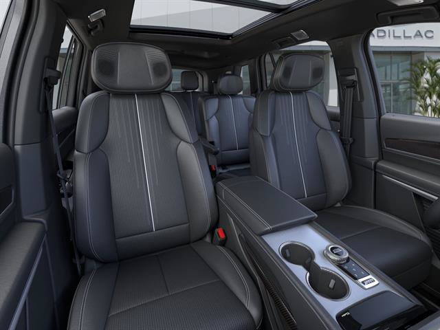 New 2027 Cadillac Vistiq Sport w/ LPO, Floor Liner Package AWD/4WD image 16
